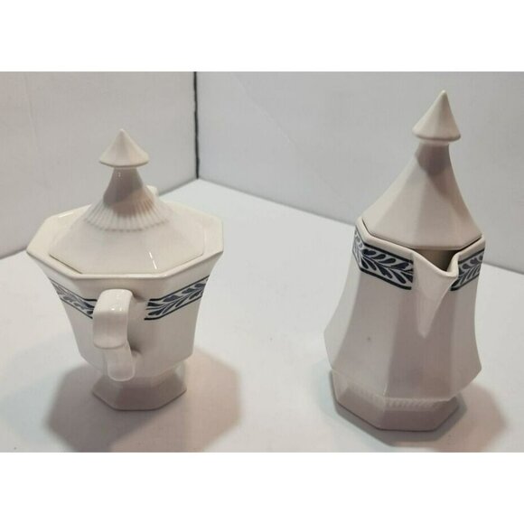 Vtg Independence Ironstone Castleton Japan "Blue Tulip" Sugar Bowl And Creamer - Picture 5 of 13